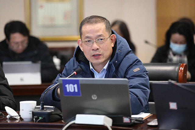 2郑华均讲话.jpg