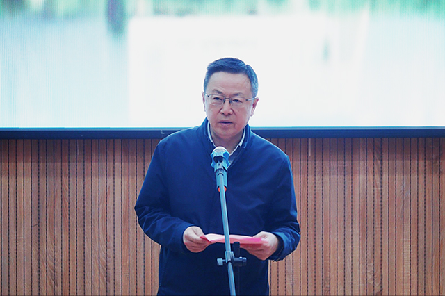 2.杜明讲话.jpg