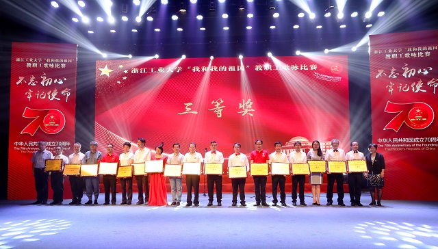 1569671332593081445.jpg B31A7970.jpg